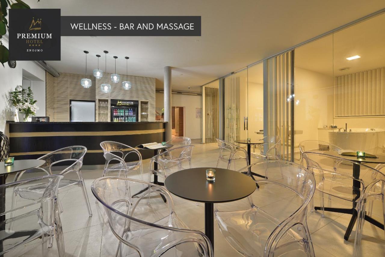 Premium Wellness & Wine Hotel ซนอยโม ภายนอก รูปภาพ