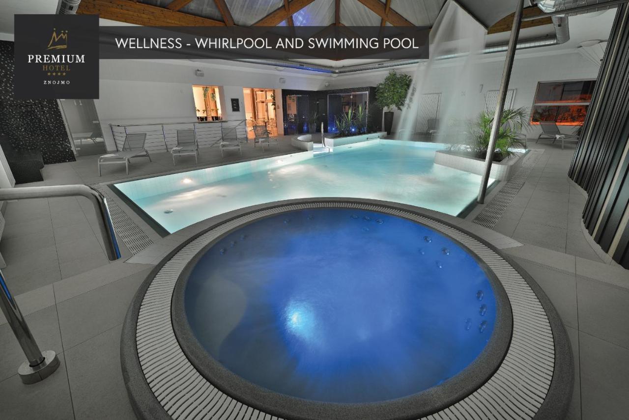 Premium Wellness & Wine Hotel ซนอยโม ภายนอก รูปภาพ